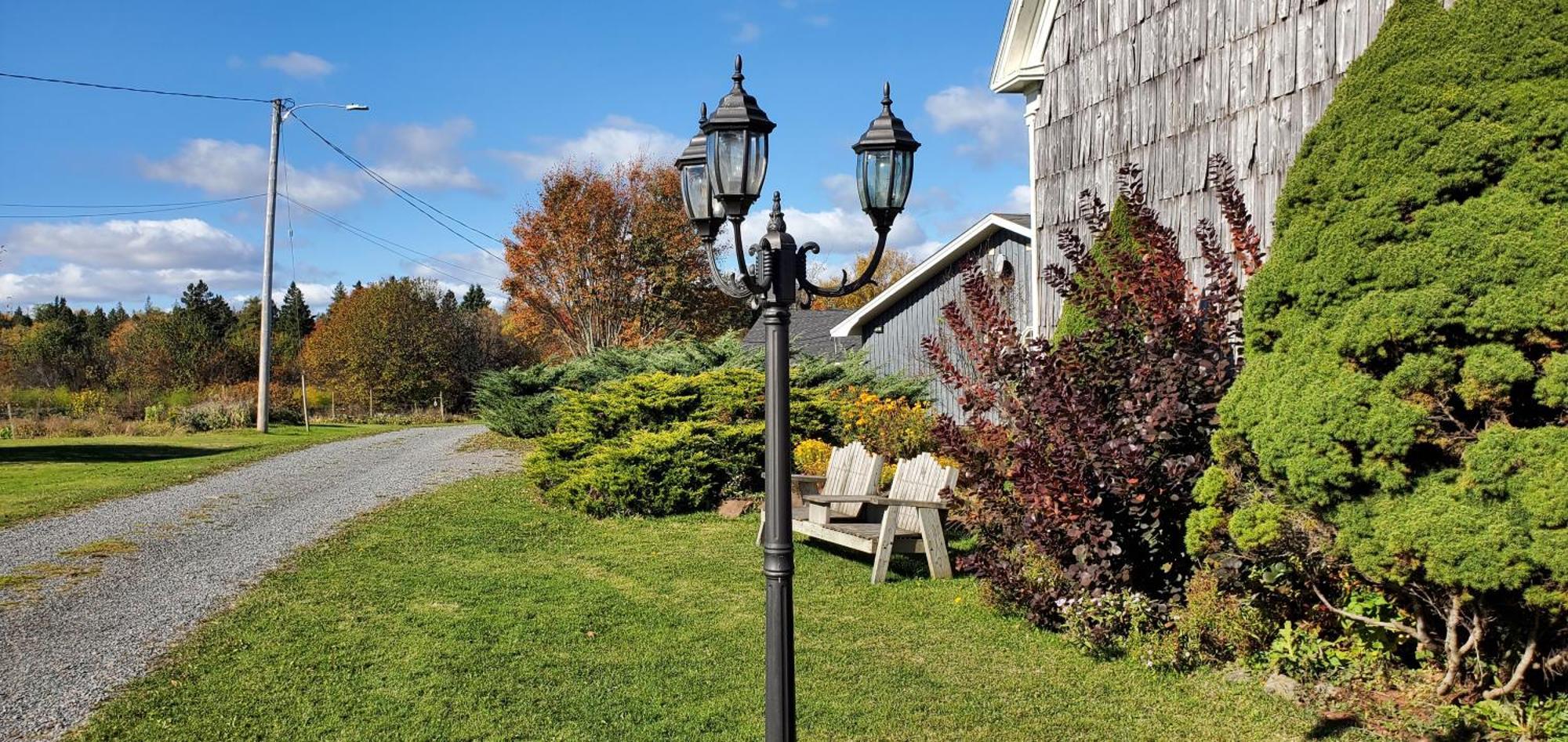 Amherst Shore Country Inn Lorneville Exterior photo